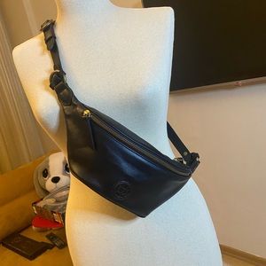 Massimo Dutti Midnight Black Crossbody Bag